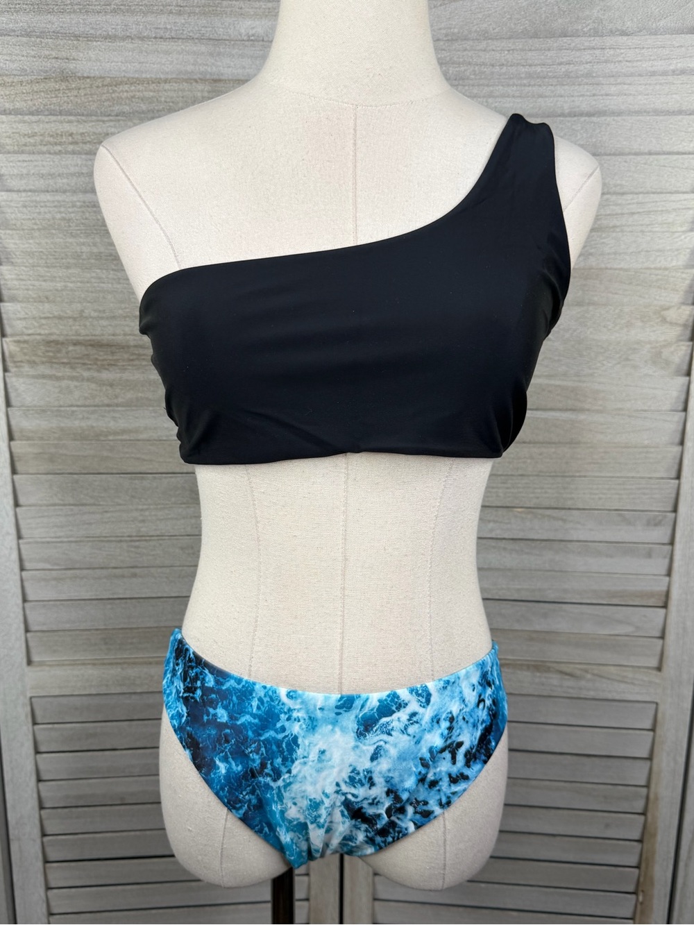 ZAFUL Bikini Set One Shoulder Black/Blue Multi-Medium (US6)